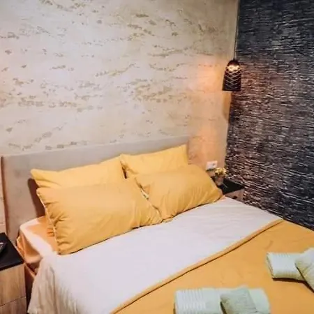 Finesi Apartment *